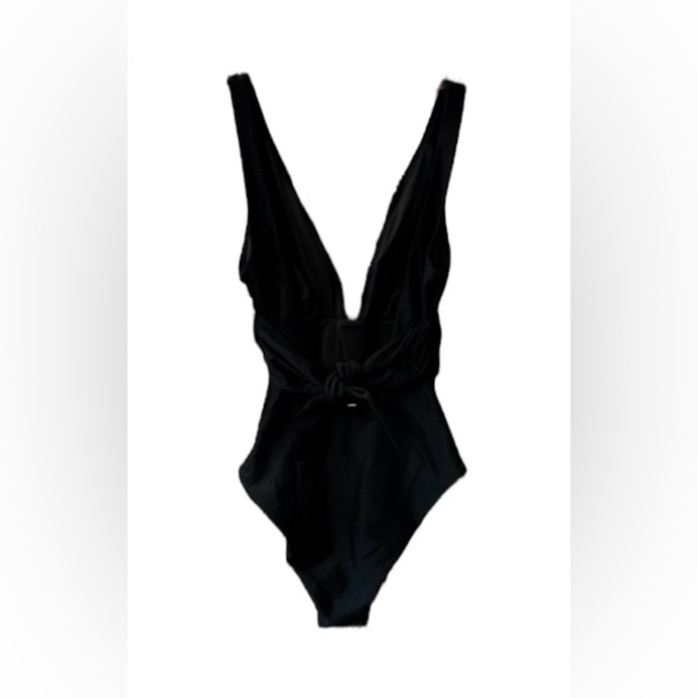 NWT Nordstrom’s Chelsea28 Belted One Piece Swimsuit - Picture 9 of 14